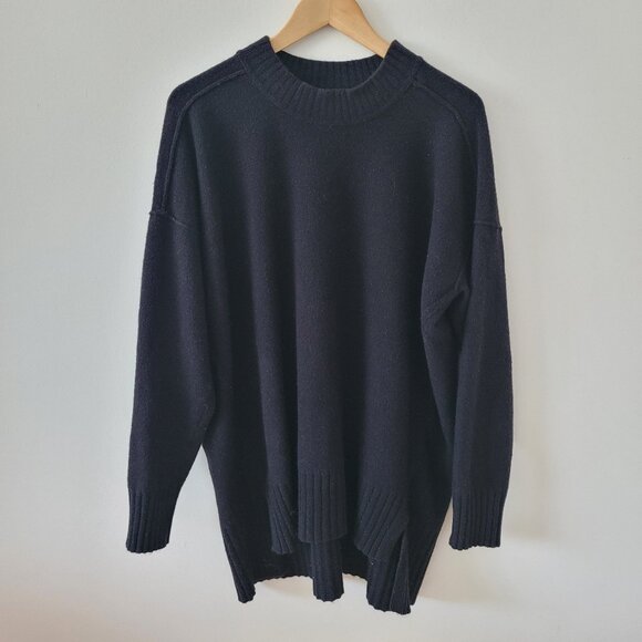Free People Black Crew Neck Fleecy Sweater-XL - Picture 1 of 7